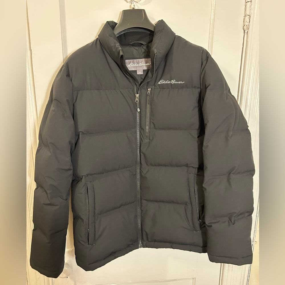 Eddie Bauer Men's Black Puffer Jacket Large